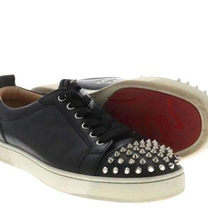 Christian Louboutin Louis Junior Spikes Flat Calf in Black/Silver. Size 42
